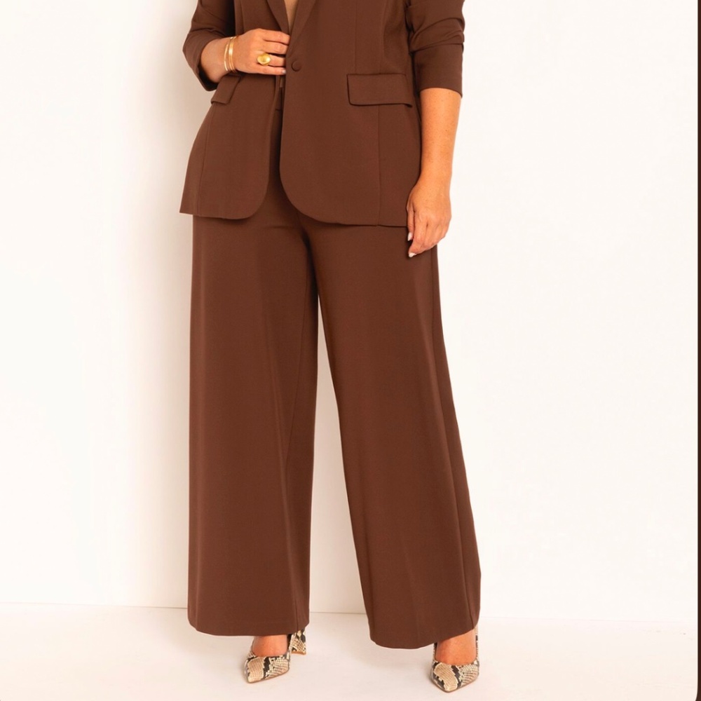 The Ultimate Wide Leg Stretch Work Pant